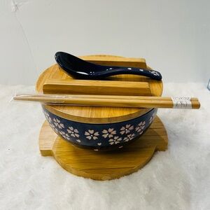 Sakura Cherry Noodle Bowl with Chopstick, Spoon, Lid and Trivet Set
